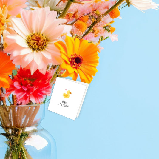 Bloemenkaartje - Hoera een meisje