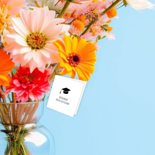Bloemenkaartje - Geslaagd gefeliciteerd