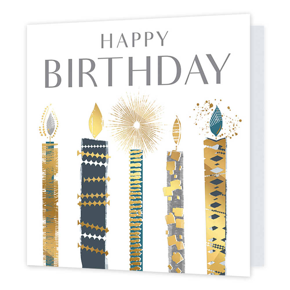 Happy birthday - Formaat: Standaard - Vorm: Vierkant - Verjaardagskaart - Op deze wenskaart staat de tekst 'Happy birthday' in grijze letters. Eronder komen van onderuit de kaart kaarsen. Deze kaarten hebben allemaal een grijs/blauwe kleur en een eigen unieke print met strepen, ruiten en vierkanten in goudfolie. - Snelwenskaart
