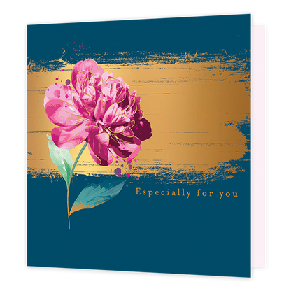 Especially for you - Formaat: Standaard - Vorm: Vierkant - Denken aan kaart - Op deze kaart staat de tekst 'Especially for you' in het goud met daarnaast een grote roze bloem met een groene steel. Daarachter is een gouden verf streep. De achtergrond is blauw. - Snelwenskaart