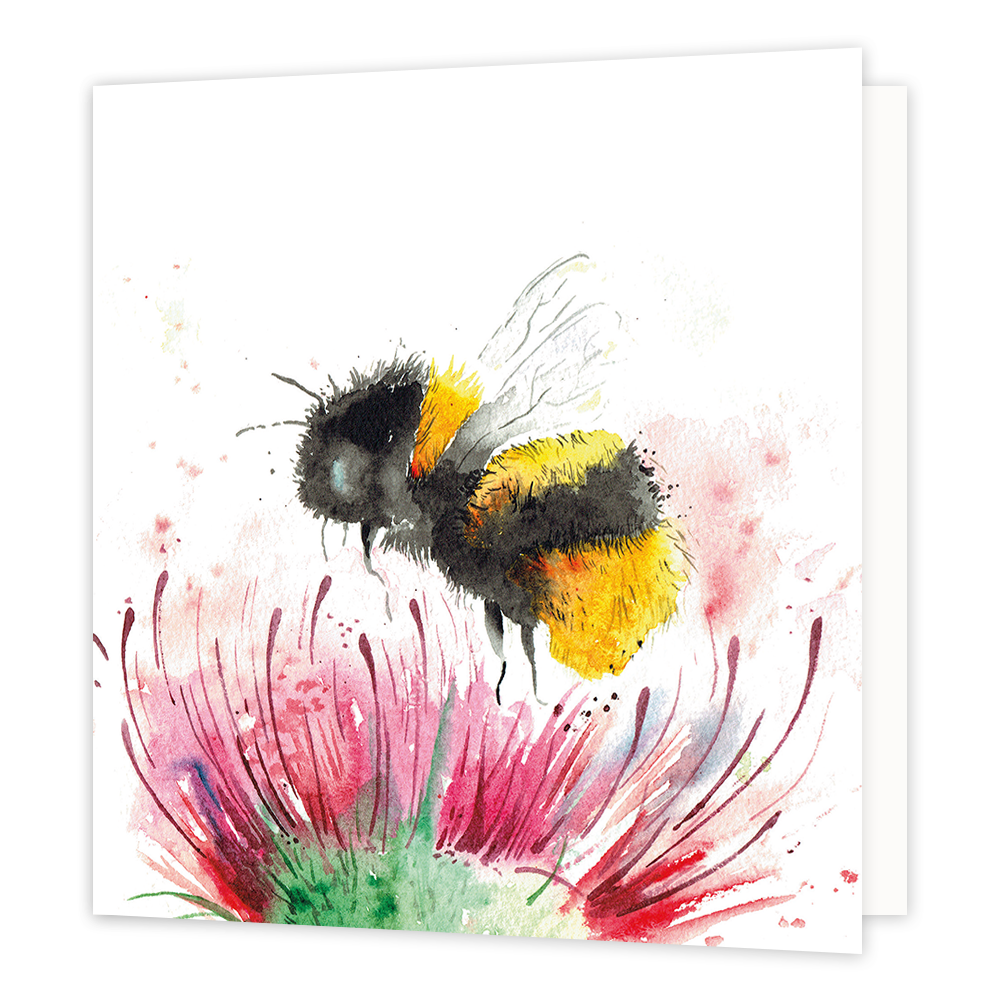Bij - Formaat: Normaal - Vorm: Vierkant - Blanco kaart - Op deze wenskaart staat een bij die boven een rode bloem zweeft. - Snelwenskaart