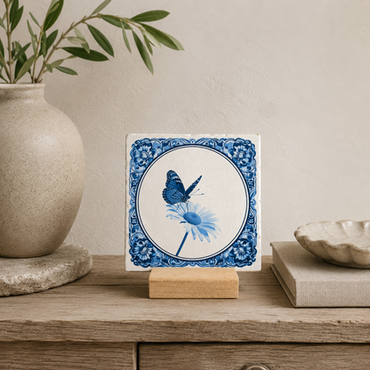 Delfts blauw bloem met vlinder