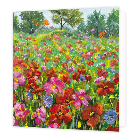 Bloemenveld - Formaat: Groot - Vorm: Vierkant - Blanco kaart - Op deze wenskaart staat een bloemenveld met bloemen in de kleuren rood, roze en blauw. - Snelwenskaart