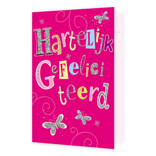 Hartelijk Gefeliciteerd - Formaat: Normaal - Vorm: Staand - Verjaardagskaart - Op deze wenskaart staat de tekst: "Hartelijk gefeliciteerd" omringt door kleine vlinders in de kleuren zilver, geel en blauw, op een roze achtergrond. - Snelwenskaart