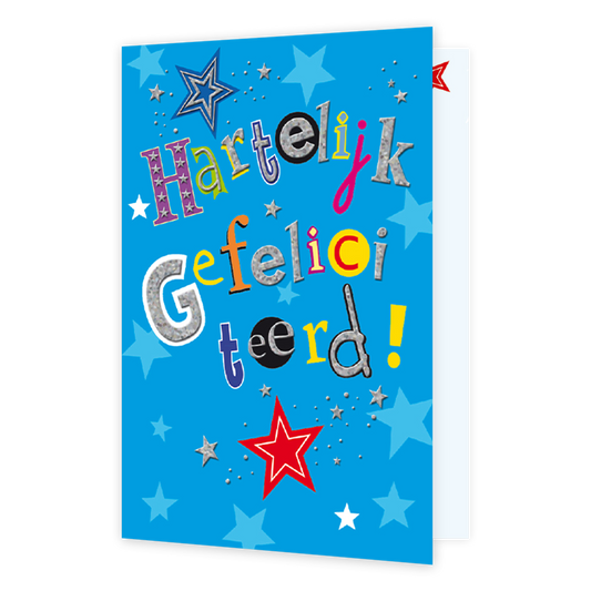 Hartelijk Gefeliciteerd - Formaat: Normaal - Vorm: Staand - Verjaardagskaart - Op deze wenskaart staan sterren in de kleuren blauw, rood, wit en zilver, op een blauwe achtergrond. Over de hele kaart staat de tekst: "Hartelijk gefeliciteerd!". - Snelwenskaart