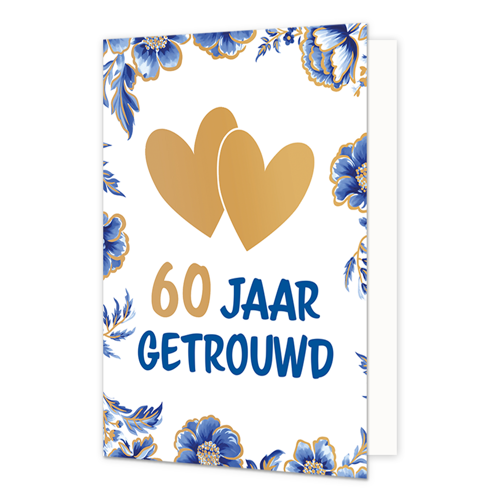 Op deze wenskaart staan centraal twee goudkleurige harten afgebeeld die elkaar deels overlappen tegen een effen witte achtergrond. De randen en hoeken van de kaart zijn rijkelijk versierd met blauw-witte bloemen en bladeren in Delfts blauwe stijl, voorzien van goudkleurige accenten. Onder de harten staat de tekst "60 Jaar Getrouwd" geschreven, waarbij het getal "60" in goudkleurige letters is gedrukt en de woorden "Jaar Getrouwd" in grote, blauwe letters.