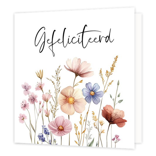 Mini bloemenkaartje - Gefeliciteerd - Formaat: Klein - Vorm: Vierkant - Felicitatiekaart - Op deze wenskaart staan bloemen in diverse kleuren met daarboven de tekst: "Gefeliciteerd". - Snelwenskaart