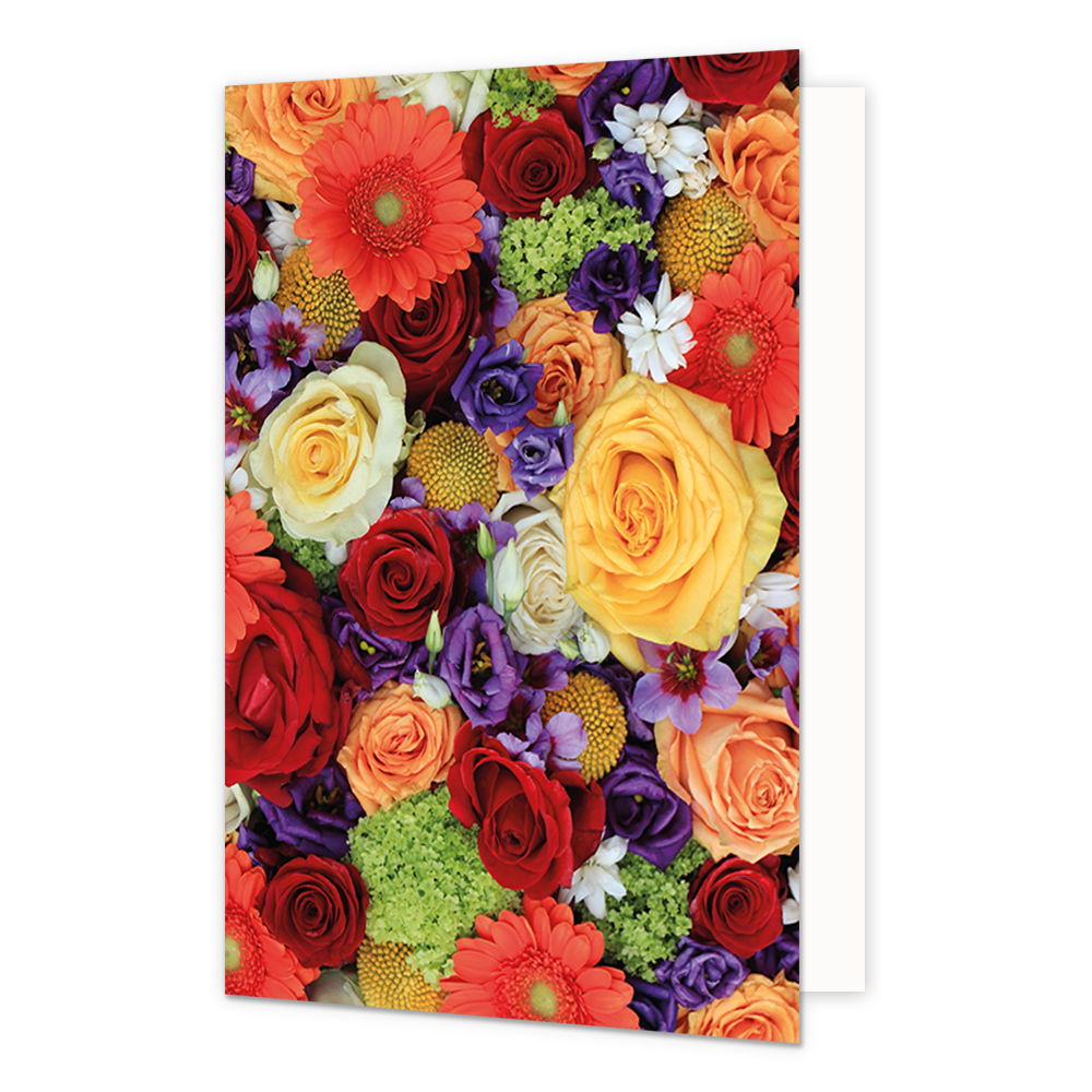 Bloemen - Formaat: Standaard - Vorm: Staand - Blanco kaart - Op deze wenskaart staan bloemen in de kleuren oranje, rood, geel, wit, groen en paars. - Snelwenskaart