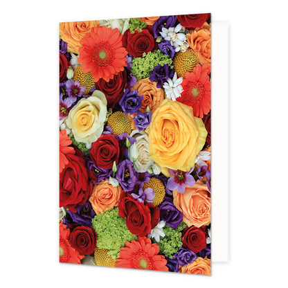 Bloemen - Formaat: Standaard - Vorm: Staand - Blanco kaart - Op deze wenskaart staan bloemen in de kleuren oranje, rood, geel, wit, groen en paars. - Snelwenskaart