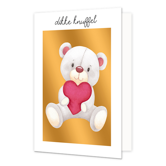 Dikke knuffel - Formaat: Normaal - Vorm: Staand - Vriendschapskaart - Op deze wenskaart staat een knuffel teddybeer die een rode hart vast houdt, op een gouden achtergrond. Boven de illustratie staat de tekst: "Dikke knuffel". - Snelwenskaart