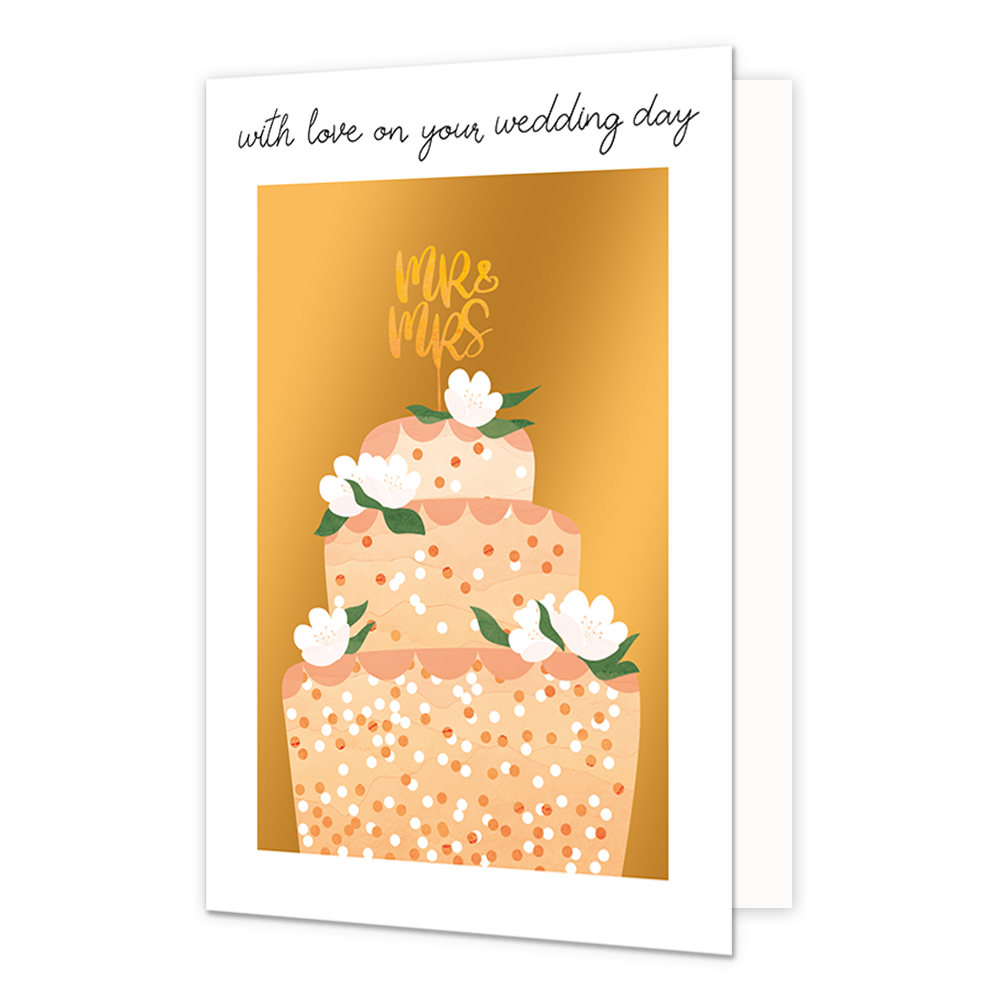 With love on your wedding day - Formaat: Normaal - Vorm: Staand - Huwelijkskaart - Op deze wenskaart staat een taart in de kleur beige, oranje en wit met groene bladeren en witte bloemen, op een gouden achtergrond. Boven de illustratie staat de tekst: "With love on your wedding day". - Snelwenskaart