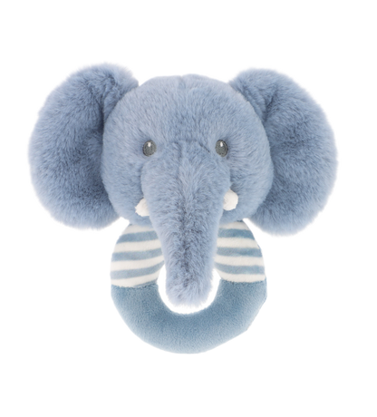 Baby rammelaar olifant - Deze knuffel rammelaar heeft een ronde ringvorm in de kleuren blauw en wit. De ring is gedeeltelijk voorzien van blauwe en witte strepen. Bovenop de ring is het hoofd van een olifant bevestigd. Dit olifantenhoofd is blauw met grote oren, geborduurde kraalogen, kleine witte slagtanden en een lange slurf die over de ring hangt. - Snelwenskaart