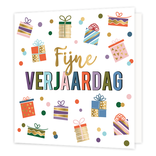XL - Fijne verjaardag - Formaat: Groot - Vorm: Vierkant - Verjaardagskaart - Op deze wenskaart staan cadeaus in de kleuren rood, groen, blauw, roze en goud. In het midden staat de tekst: "Fijne verjaardag". - Snelwenskaart