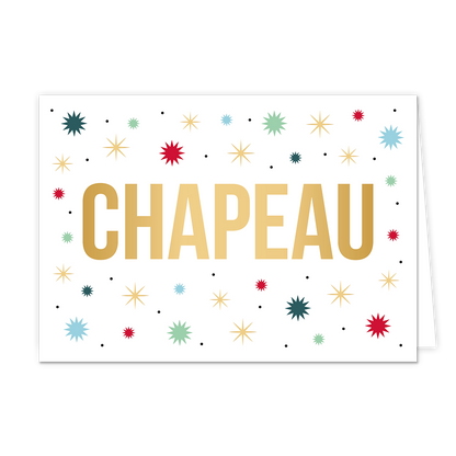 Chapeau - Formaat: Normaal - Vorm: Liggend - Complimentenkaart - Op deze wenskaart staan sterren in de kleuren groen, rood, blauw en goud met zwarte stippen. In het midden staat de tekst: "Chapeau". - Snelwenskaart