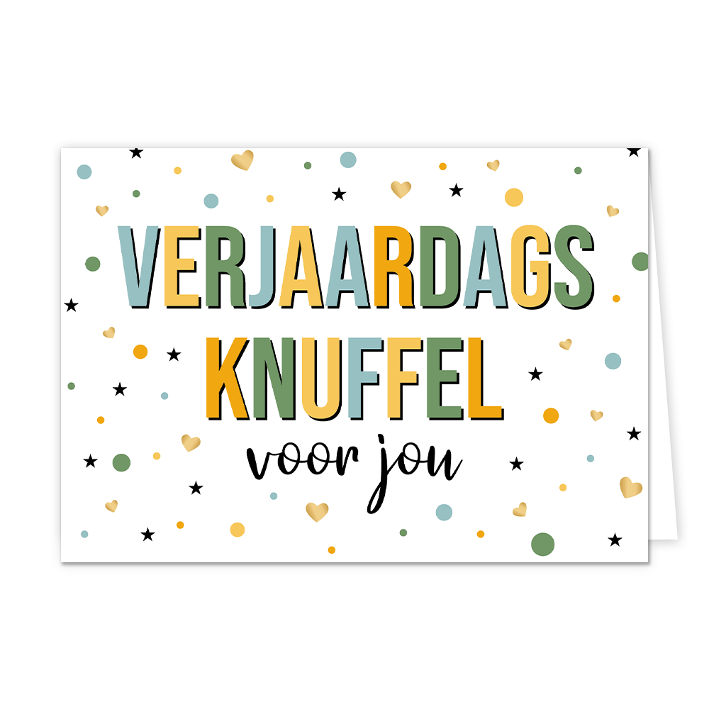 Verjaardagsknuffel voor jou - Formaat: Normaal - Vorm: Liggend - Verjaardagskaart - Op deze wenskaart staan stippen, hartjes en sterren in de kleuren oranje, blauw, groen, zwart en goud. In het midden staat de tekst: "Verjaardagsknuffel voor jou". - Snelwenskaart