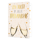 Een toost op jullie trouwdag - Formaat: Standaard - Vorm: Staand - Huwelijkskaart - Op deze wenskaart staan twee champagneflessen met hartjes eromheen en bovenaan de tekst: "Een toost op jullie trouwdag". - Snelwenskaart