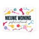 Nieuwe woning gefeliciteerd - Formaat: Standaard - Vorm: Liggend - Woningkaart - Op deze wenskaart staan sleutels in diverse kleuren en vormen met in het midden de tekst: "Nieuwe woning gefeliciteerd". - Snelwenskaart