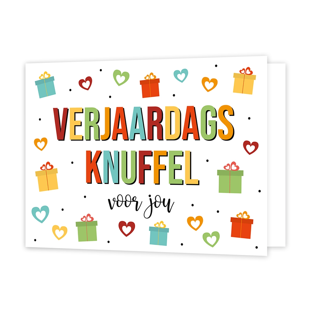 Verjaardags knuffel voor jou - Formaat: Standaard - Vorm: Liggend - Verjaardagskaart - Op deze wenskaart staan hartjes en cadeautjes in de kleuren rood, oranje, geel, groen en blauw. In het midden staat de tekst: "Verjaardagsknuffel voor jou". - Snelwenskaart