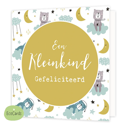 Een kleinkind - Formaat: Normaal - Vorm: Vierkant - Geboortekaart - Op deze wenskaart staan getekende beren, manen, sterren en wolkjes. In het midden staat een gele cirkel met de tekst: "Een kleinkind gefeliciteerd". - Snelwenskaart