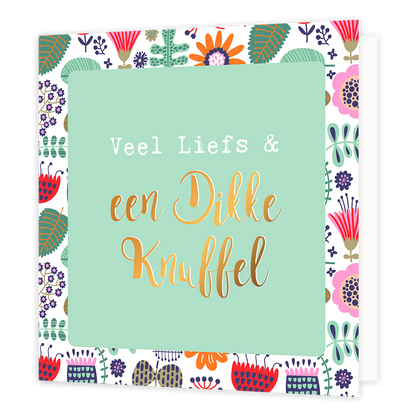 Veel liefs & een dikke knuffel - Formaat: Normaal - Vorm: Vierkant - Vriendschapskaart - Op deze wenskaart staan bloemen en bladeren in diverse kleuren met in het midden een mintgroen vierkant met de tekst: "Veel liefs & een dikke knuffel". - Snelwenskaart