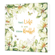 Veel liefs & een dikke knuffel - Formaat: Normaal - Vorm: Vierkant - Vriendschapskaart - Op deze wenskaart staan witte bloemen met groene bladeren. In het midden staat de tekst: "Veel liefs & een dikke knuffel". - Snelwenskaart