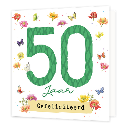 50 jaar - Formaat: Normaal - Vorm: Vierkant - Verjaardagskaart - Op deze wenskaart staan bloemen en vlinders in de kleuren rood, roze, geel en paars. In het midden staat de tekst: "50 jaar gefeliciteerd". - Snelwenskaart