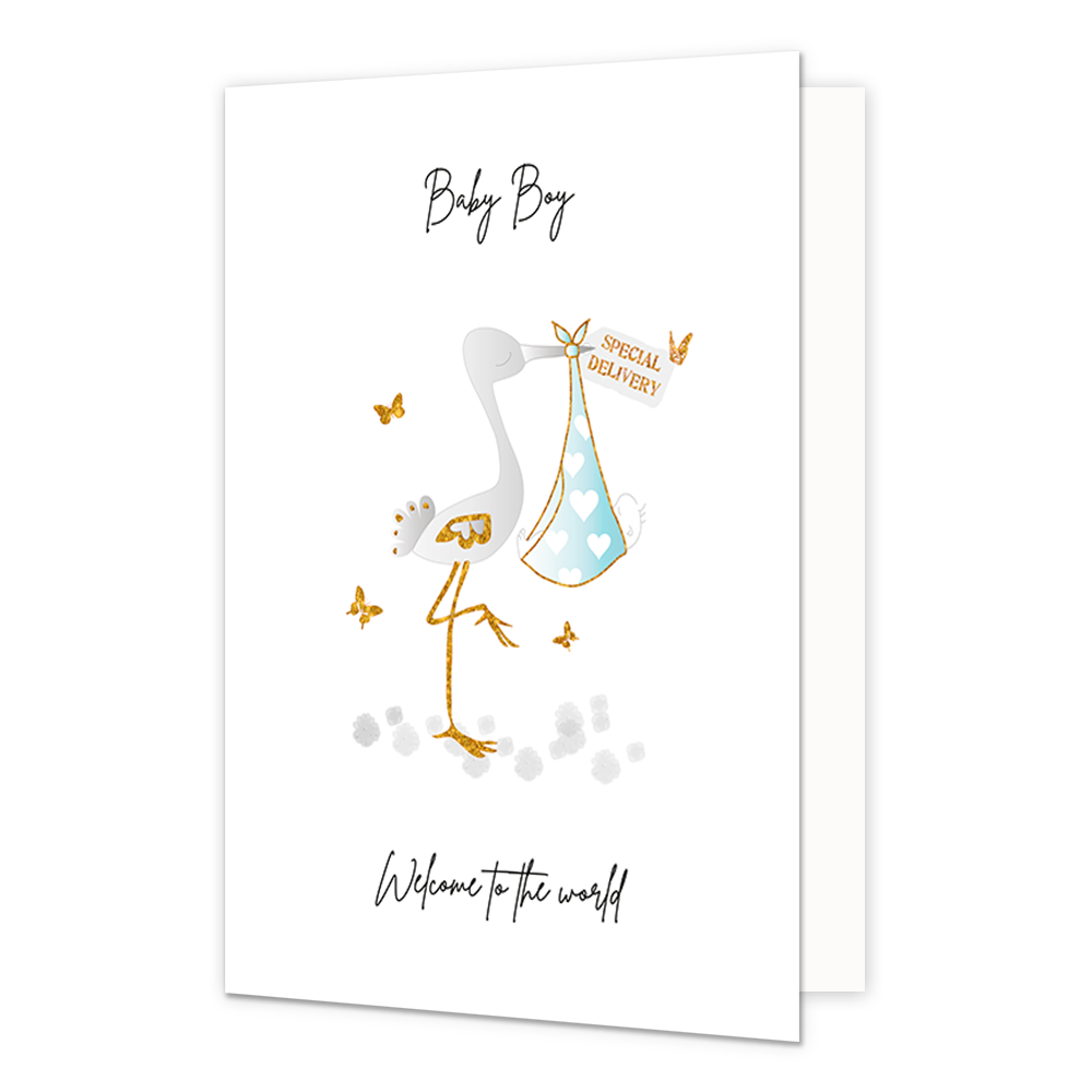 Babyboy welcome to the world - Formaat: Standaard - Vorm: Staand - Geboortekaart - Op deze wenskaart staat een ooievaar die een baby in een blauwe deken vasthoud met de tekst: "Baby Boy welcome to the world". - Snelwenskaart