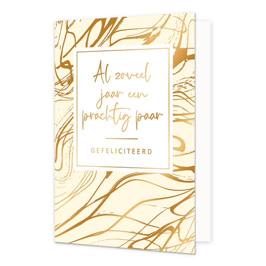 Al zoveel jaar een prachtig paar - Formaat: Normaal - Vorm: Staand - Huwelijkskaart - Op deze artistieke wenskaart zijn gouden lijnen te zien op een beige achtergrond. In het midden zit een wit blok met de gouden tekst: "Al zoveel jaar een prachtig paar gefeliciteerd". - Snelwenskaart