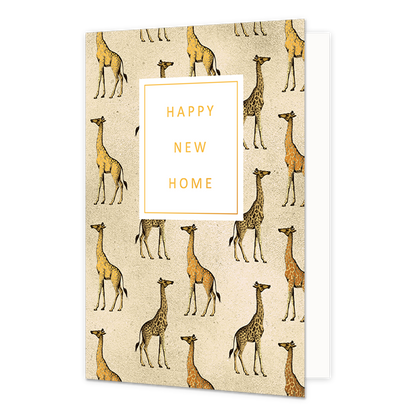 Happy new home - Formaat: Standaard - Vorm: Staand - Woningkaart - Op deze wenskaart zijn giraffen te zien op een beige achtergrond. In het midden zit een wit blok met de gouden tekst: "Happy new home". - Snelwenskaart