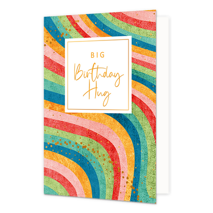 Big birthday hug - Formaat: Normaal - Vorm: Staand - Verjaardagskaart - Op deze wenskaart zijn lijnen in de kleuren van de regenboog te zien. In het midden zit een wit blok met de gouden tekst: "Big birthday hug". - Snelwenskaart