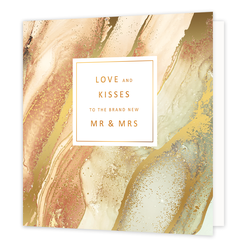 XL - Love and kisses to the brand new MR & MRS - Formaat: Groot - Vorm: Vierkant - Huwelijkskaart - Op deze artistieke wenskaart is een ontwerp te zien met diverse kleuren goud waaronder roségoud. In het midden zit een wit blok met de gouden tekst: "Love and kisses to the brand new MR & MRS". - Snelwenskaart