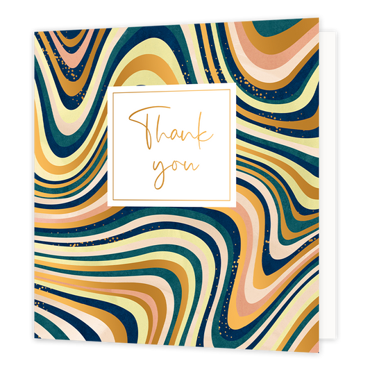 XL - Thank you - Formaat: Groot - Vorm: Vierkant - Bedankkaart - Op deze wenskaart zijn kronkelende lijnen te zien in de kleuren goud, geel, beige, licht roze, groen en donkerblauw. In het midden zit een wit blok met de gouden tekst: "Thank you". - Snelwenskaart