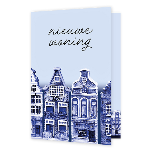 Op deze wenskaart staan amsterdamse huizen met daarboven de tekst: "Nieuwe woning". 