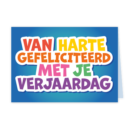 Van harte gefeliciteerd met je verjaardag - Formaat: Klein - Vorm: Liggend - Vriendschapskaart - Op deze wenskaart staat de tekst "VAN HARTE GEFELICITEERD MET JE VERJAARDAG" in grote, kleurrijke letters centraal afgebeeld. De woorden zijn uitgevoerd in verschillende kleuren, waaronder rood, geel, oranje, roze, groen en paars, en zijn voorzien van een witte omlijning. De gehele tekst is geplaatst tegen een blauwe achtergrond die naar het midden toe lichter van kleur wordt. - Snelwenskaart