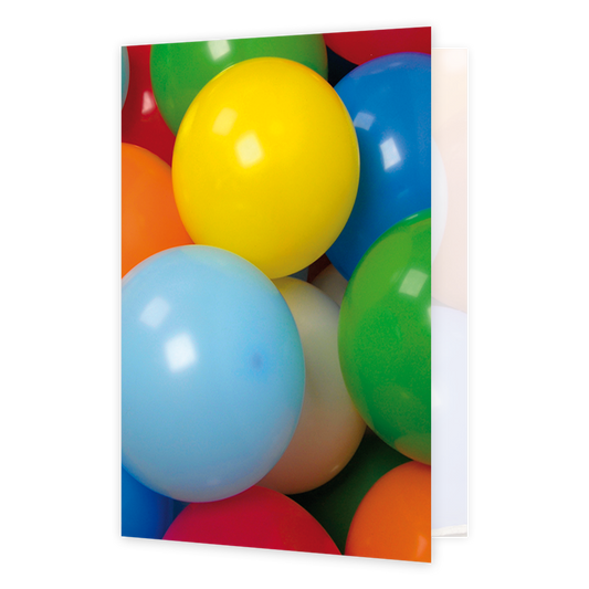 Ballonnen - Formaat: Klein - Vorm: Staand - Blanco kaart - Op deze wenskaart staan ballonnen in de kleuren geel, oranje, rood, blauw, wit en groen. - Snelwenskaart