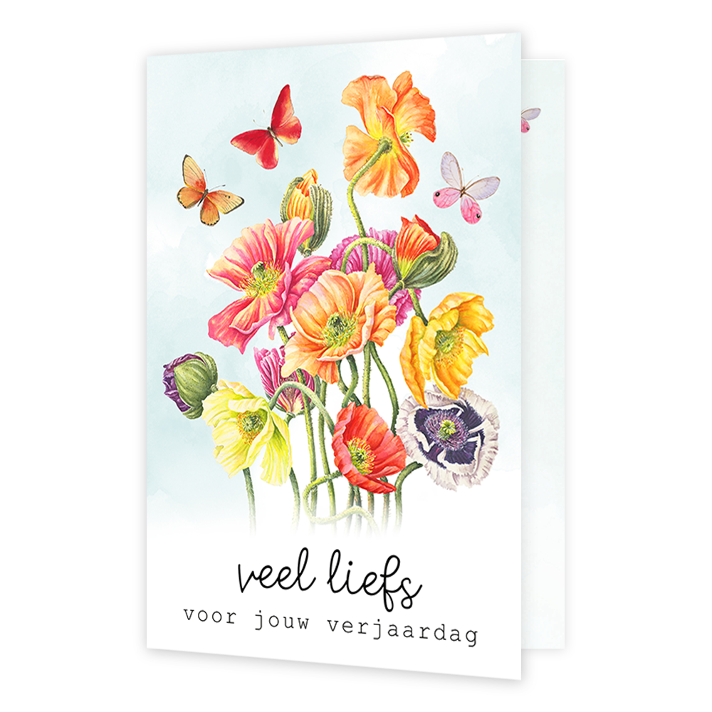 Op deze wenskaart staan natuurgetekende bloemen en vlinders. Onderaan de kaart staat de tekst 'veel liefs voor jouw verjaardag'.