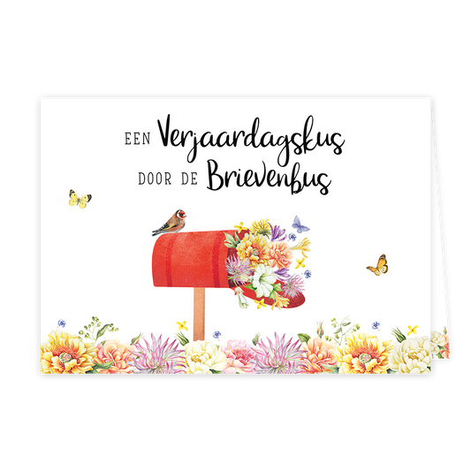 Een verjaardagskus - Formaat: Normaal - Vorm: Liggend - Verjaardagskaart - Op deze wenskaart staat een brievenbus waar bloemen uit komen met daarboven de tekst: "Een verjaardagskus door de brievenbus". - Snelwenskaart