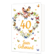 40 jaar getrouwd - Formaat: Standaard - Vorm: Staand - Huwelijkskaart - Op deze wenskaart staat een hart gemaakt van bloemen en vlinders met bovenaan twee vogels. Onder de illustratie staat de tekst: "40 jaar getrouwd". - Snelwenskaart