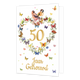 50 jaar getrouwd - Formaat: Standaard - Vorm: Staand - Huwelijkskaart - Op deze wenskaart staat centraal een hartvormige krans van takjes, bloemen en vlinders afgebeeld, met twee vogels aan de bovenkant. Binnen deze krans is groot het goudkleurige getal '50' geplaatst. Onder de krans, eveneens in goudkleurig sierlijk schrift, staat de tekst 'Jaar Getrouwd'. De gehele illustratie is gedetailleerd in een aquarel- of tekenstijl. Verspreid over de kaart zijn diverse kleine, losse vlinders en hartjes in verschi