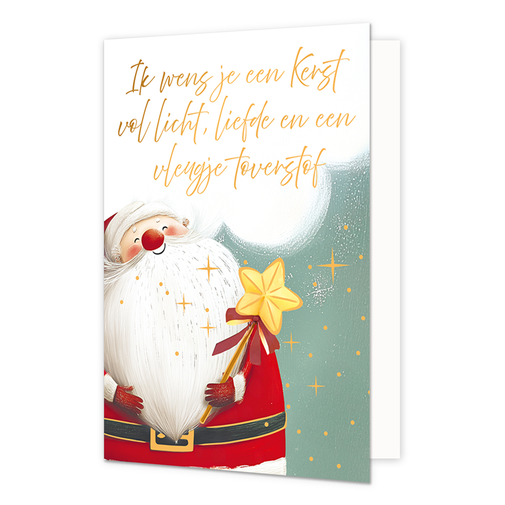 Ik wens je een kerst vol licht - Formaat: Standaard - Vorm: Staand - Kerstkaart - Op deze wenskaart is de Kerstman afgebeeld met een grote witte baard, een rode kerstmuts en een rode jas met een zwarte riem. Hij houdt een gouden sterrenstaf vast die versierd is met een rood strikje. De achtergrond is groen van kleur met fijne gele stippen en fonkelende sterren. Bovenaan de illustratie staat de gele, sierlijke tekst "Ik wens je een Kerst vol licht, liefde en een vleugje toverstof". - Snelwenskaart