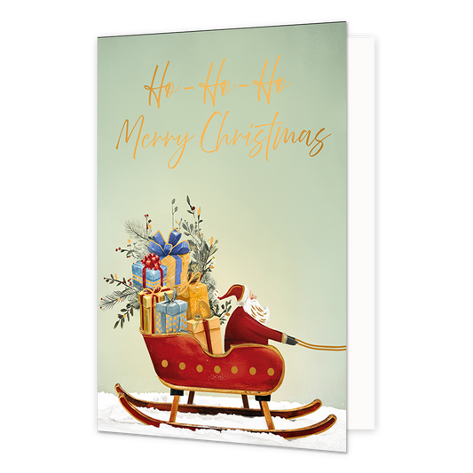 Ho ho ho merry christmas - Formaat: Standaard - Vorm: Staand - Kerstkaart - Op deze wenskaart is een rode slee vol met ingepakte cadeautjes en dennentakken afgebeeld, bestuurd door de Kerstman in een besneeuwd landschap. De Kerstman zit in de rode slee en houdt de teugels vast tegen een zachtgroene achtergrond. Bovenaan de illustratie staat de goudkleurige, handgeschreven tekst "Ho-Ho-Ho Merry Christmas". - Snelwenskaart