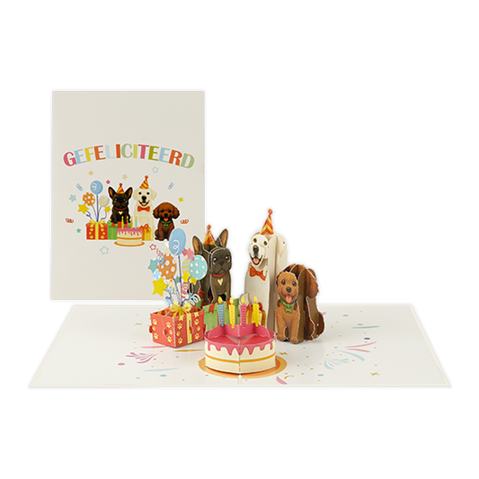 Gefeliciteerd - Formaat: Normaal - Vorm: Staand - Felicitatiekaart - Op deze wenskaart staan drie honden met cadeaus en ballonnen. Daarboven staat de tekst: "Gefeliciteerd". - Snelwenskaart