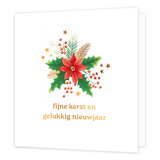 Fijne kerst en gelukkig nieuwjaar - Formaat: Normaal - Vorm: Vierkant - Kerstkaart - Op deze wenskaart staat een klassieke botanische illustratie van een rode kerstster (Poinsettia) in het midden van een feestelijk arrangement. De bloem wordt omringd door groene hulstbladeren, dennentakjes en trossen rode besjes. Het geheel is gedecoreerd met fonkelende goudkleurige sterretjes tegen een heldere witte achtergrond. Onderaan de kaart staat in elegante gouden letters de wens "fijne kerst en gelukkig nieuwjaar"