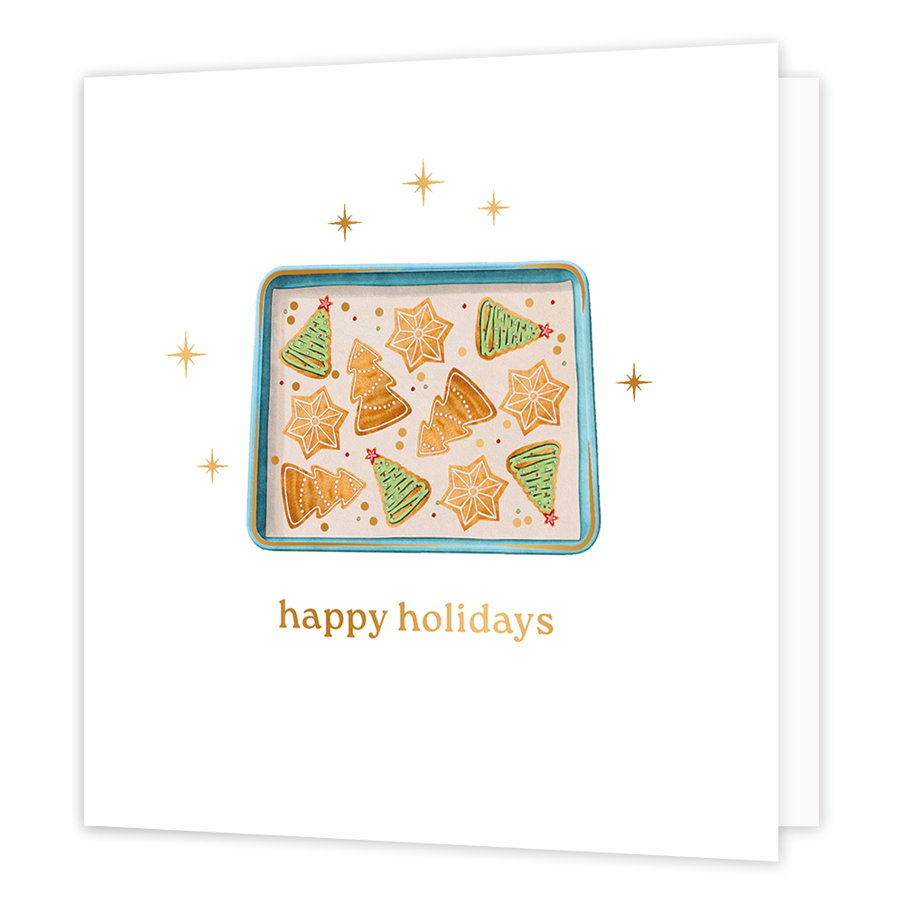 Happy holidays - Formaat: Normaal - Vorm: Vierkant - Kerstkaart - Op deze wenskaart staat een sfeervolle illustratie van een bakplaat vol met feestelijk versierde kerstkoekjes, waaronder kerstboompjes en sterren. De bakplaat is omringd door fonkelende goudkleurige sterretjes tegen een heldere, witte achtergrond. Onderaan de kaart staat in elegante gouden letters de wens "happy holidays". - Snelwenskaart