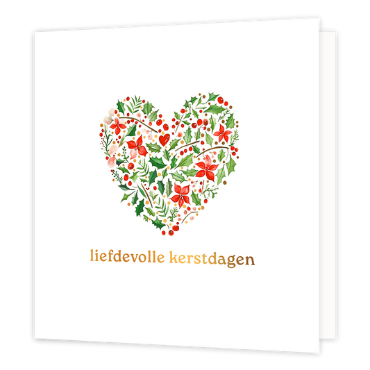 Liefdevolle kerstdagen - Formaat: Normaal - Vorm: Vierkant - Kerstkaart - Op deze wenskaart staat een prachtig hart centraal, samengesteld uit verschillende winterse elementen zoals groene hulstblaadjes, rode kerstbloemen en besjes. De illustratie is verfijnd en kleurrijk tegen een heldere, witte achtergrond. Onderaan de kaart staat in elegante goudkleurige letters de wens "liefdevolle kerstdagen". - Snelwenskaart