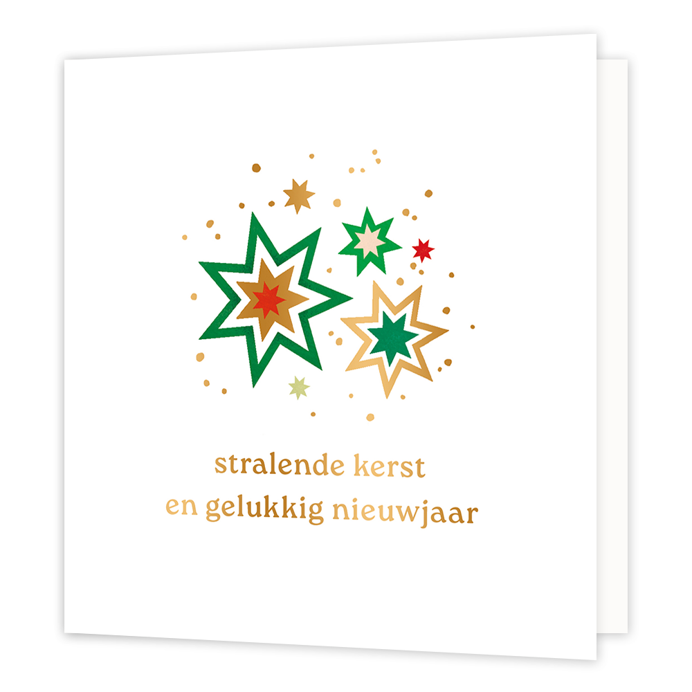 Stralende kerst en gelukkig nieuwjaar - Formaat: Normaal - Vorm: Vierkant - Kerstkaart - Op deze wenskaart staat een vrolijke compositie van gestileerde sterren in de kleuren groen, goud en rood tegen een witte achtergrond. De sterren variëren in grootte en zijn omringd door fijne goudkleurige spikkels die voor een stralend effect zorgen. Onderaan de kaart staat in elegante goudkleurige letters de tekst "stralende kerst en gelukkig nieuwjaar". - Snelwenskaart