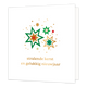 Stralende kerst en gelukkig nieuwjaar - Formaat: Standaard - Vorm: Vierkant - Kerstkaart - Op deze wenskaart staat een vrolijke compositie van gestileerde sterren in de kleuren groen, goud en rood tegen een witte achtergrond. De sterren variëren in grootte en zijn omringd door fijne goudkleurige spikkels die voor een stralend effect zorgen. Onderaan de kaart staat in elegante goudkleurige letters de tekst "stralende kerst en gelukkig nieuwjaar". - Snelwenskaart