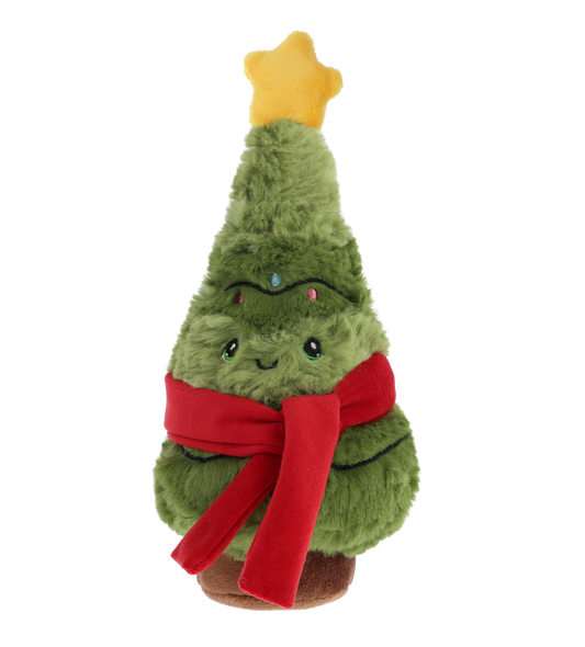 Kerstboom knuffel - Deze pluche kerstboom heeft een zachte, groene pluche textuur en staat op een bruine stam. De kerstboom is versierd met een gele ster bovenop, een opvallende helderrode sjaal om zijn midden, en is voorzien van een vrolijk gezichtje met geborduurde donkere ogen en een subtiel lachend mondje. - Snelwenskaart
