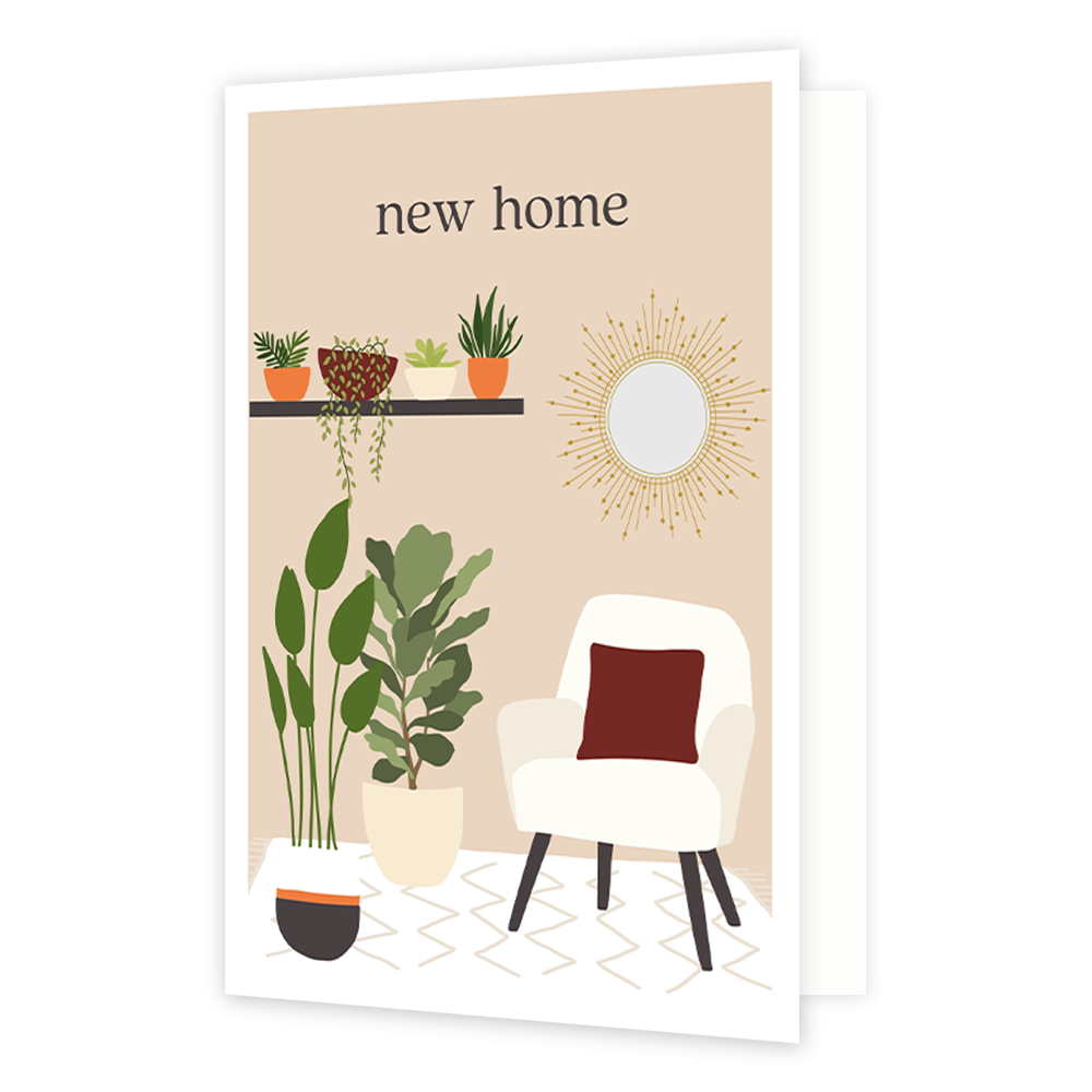 New home - Formaat: Normaal - Vorm: Staand - Woningkaart - Op deze wenskaart staat een woonkamer planten, een spiegel en witte zitstoel. Boven de illustratie staat de tekst: "New home". - Snelwenskaart