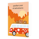 Another year of adventures - Formaat: Standaard - Vorm: Staand - Denken aan kaart - Op deze wenskaart staat een bloemrijke hippie bus met drie koffers op het dak. De kaart is rood, oranje en geel gekleurd. Bovenin de kaart staat de tekst 'another year of adventures'. - Snelwenskaart